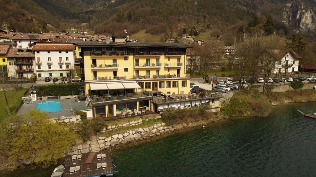 Albergo เมซโซลาโก ภายนอก รูปภาพ