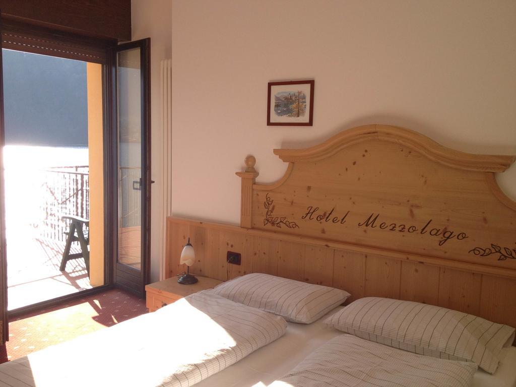 Albergo เมซโซลาโก ภายนอก รูปภาพ